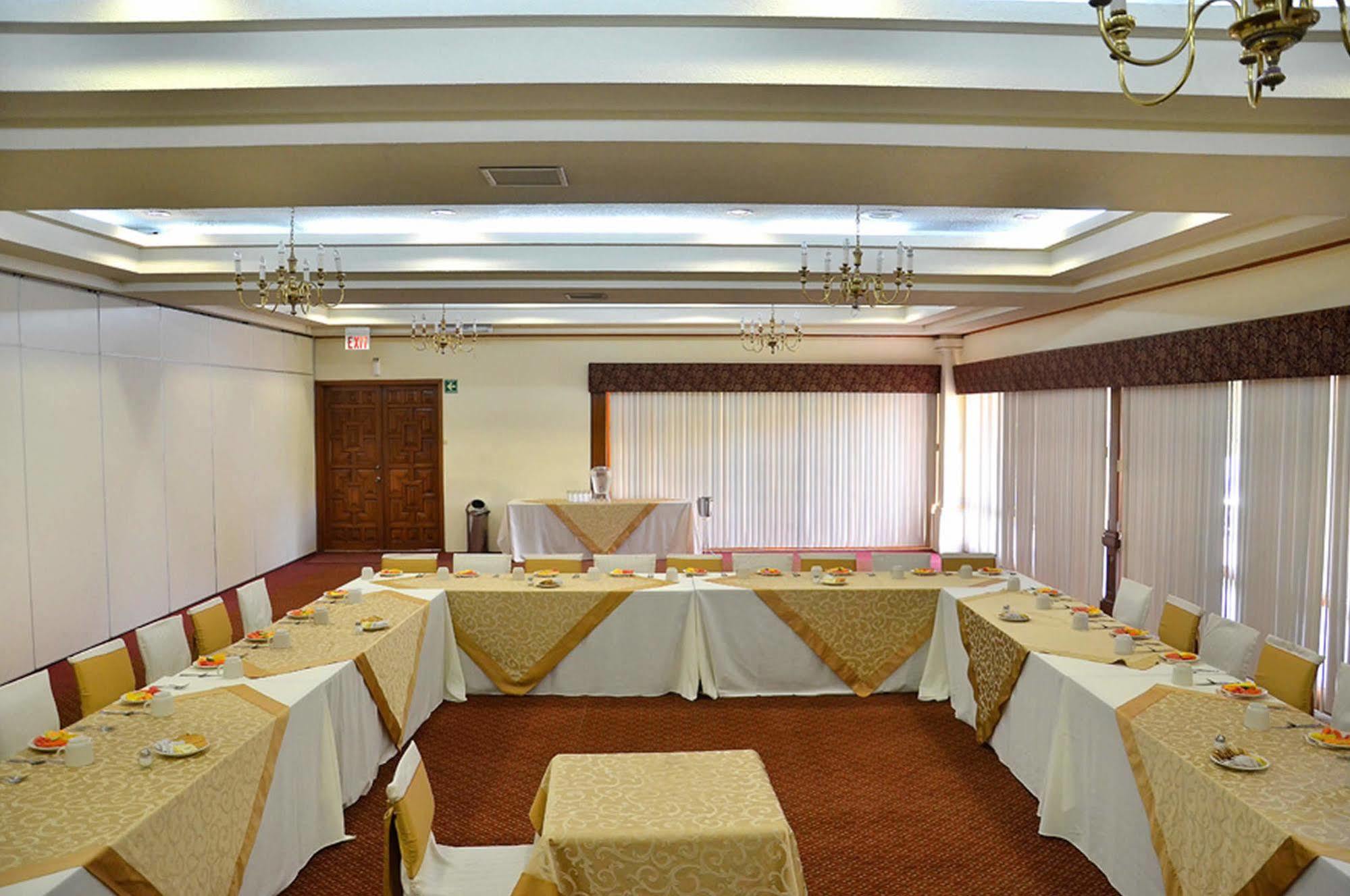 Hotel Gamma Ciudad Obregón Business photo